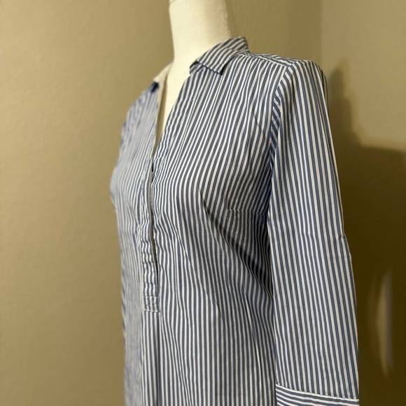H&M Stripped Long Sleeve Button Down Blouse Size: 8 - Picture 3 of 6